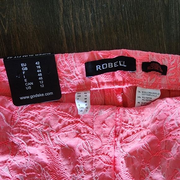Robell Pink Embroidered Pants, size 12 - Picture 6 of 6
